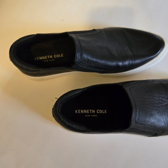 Kenneth Cole Mariel Sneakers - Picture 2 of 6